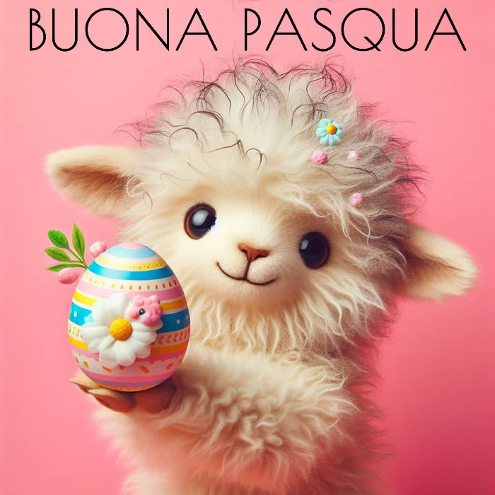 tenero agnellino che offre un uovo di pasqua decorato